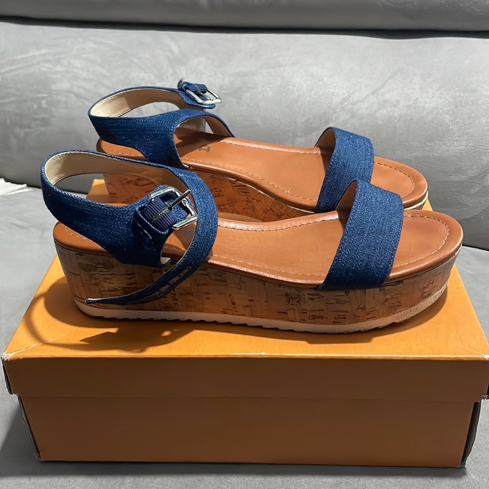 Womens jeans platform sandals. Size 9.5